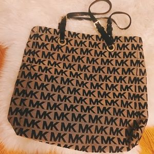 NWOT Michael Kors Purse